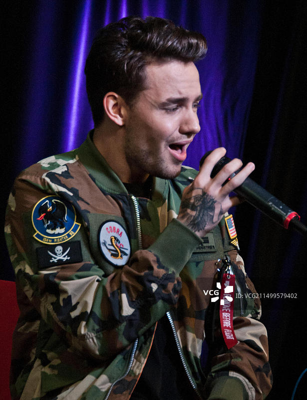 利亚姆·佩恩访问Q102表演剧院图片素材