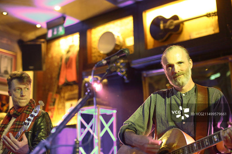 Travis在伦敦硬石咖啡馆登上舞台，表演了他们最热门的歌曲以及最新专辑《Everything at Once》中的新曲目图片素材