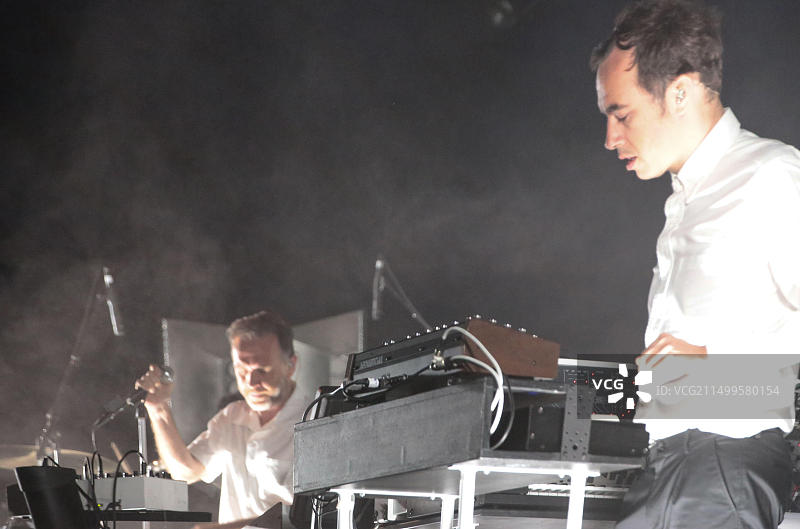 克里斯·康奈尔在他的更高真理巡演期间在伦敦皇家阿尔伯特音乐厅现场表演图片素材