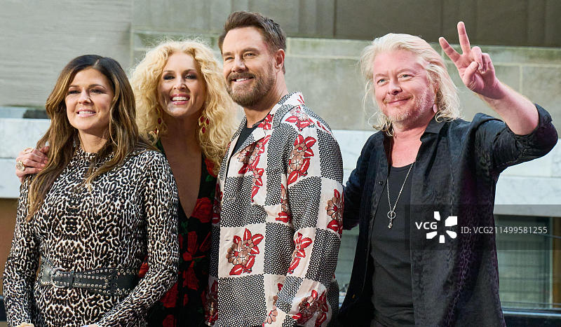 Little Big Town在NBC“今日”秀洛克菲勒广场演唱会系列上表演图片素材