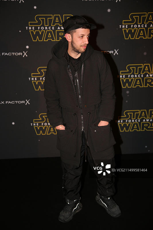 设计师Bobby Abley出席在伦敦老塞尔福里奇酒店举办的星球大战时装秀图片素材