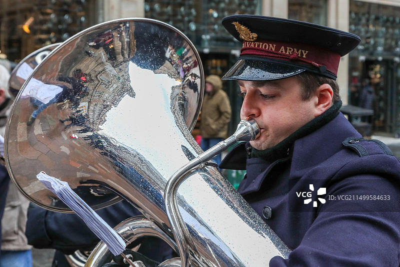 2019年圣诞节前夕的格拉斯哥市中心购物景象，英国图片素材