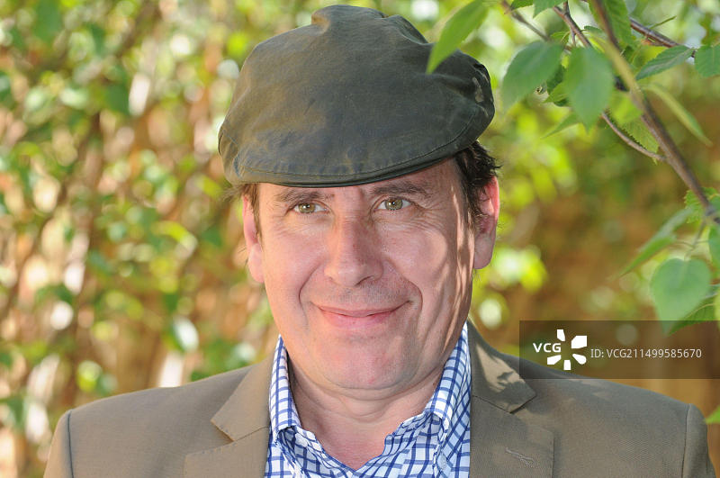 朱尔斯·霍兰德，英国伦敦切尔西花展图片素材