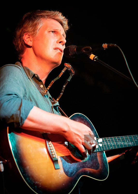 斯科特·马修斯，利igh民俗节，利igh社区中心，埃塞克斯图片素材