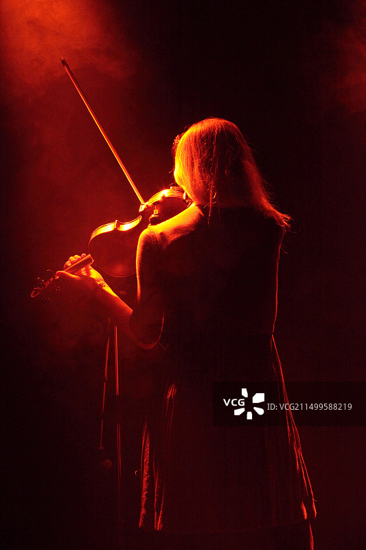 英国格洛斯特郡迪德马顿蓝草音乐节图片素材