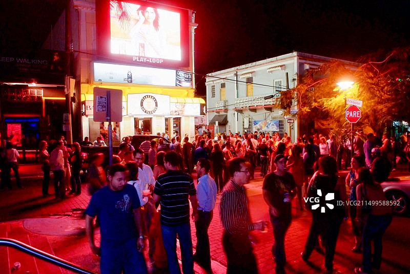波多黎各圣胡安市场广场的星期五之夜图片素材