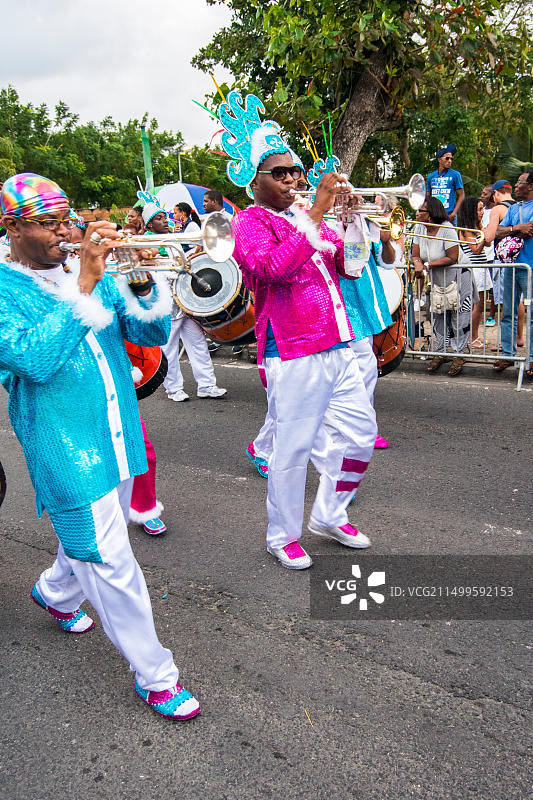 狂欢节上的音乐团体图片素材
