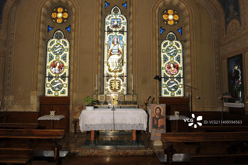 意大利米兰教堂祭坛图片素材