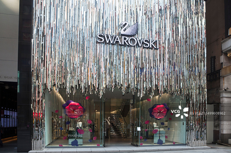 日本东京银座街区施华洛世奇品牌店面展示图片素材