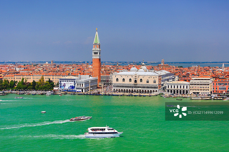 意大利威尼斯圣马可广场城市天际线景观图片素材