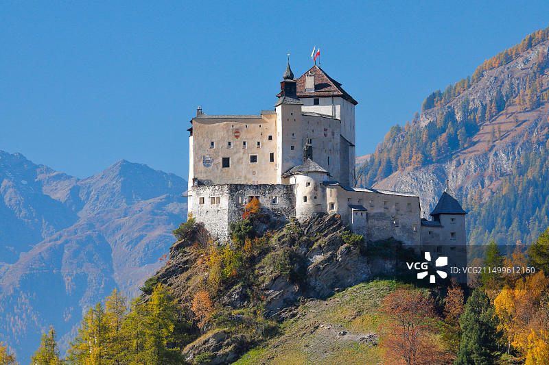 瑞士格里松州塔拉斯普城堡图片素材