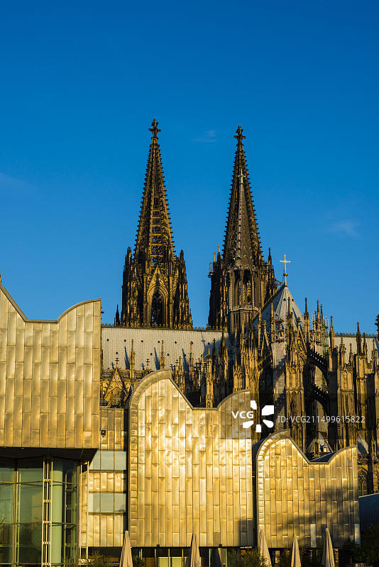 德国北莱茵-威斯特法伦州科隆大教堂与路德维希博物馆图片素材