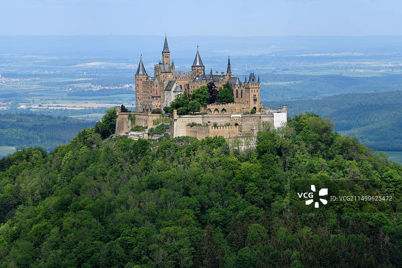 德国巴登-符腾堡比辛根的霍亨索伦城堡图片素材