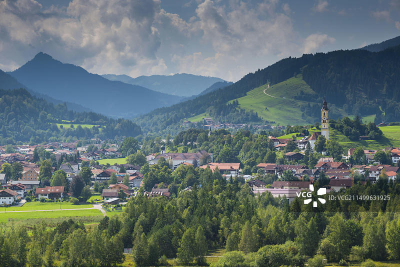 德国巴伐利亚州：普弗龙滕圣尼古拉斯教区教堂图片素材