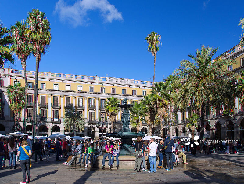 西班牙巴塞罗那皇家广场三 grace 喷泉图片素材