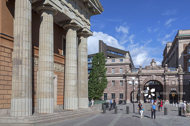 瑞典斯德哥尔摩议会大厦Riksgatan街景图片素材