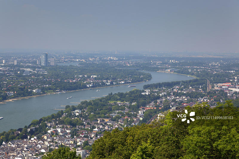 德国北莱茵-威斯特法伦州柯尼希斯温特龙岩遗址风光图片素材