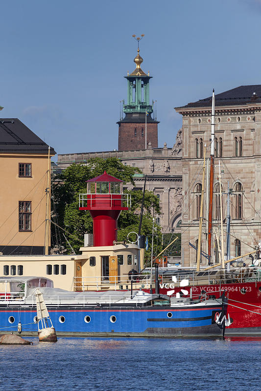 瑞典斯德哥尔摩，眺望布莱斯霍尔姆和国家博物馆图片素材