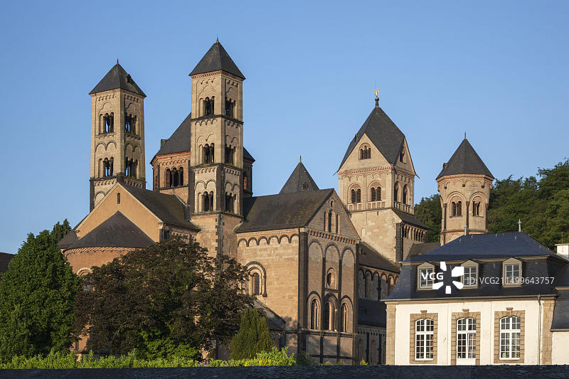 德国莱茵兰-普法尔茨格莱斯，拉赫修道院教堂图片素材