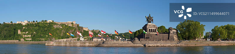 德国科布伦茨：摩泽尔河畔的威廉皇帝纪念碑图片素材