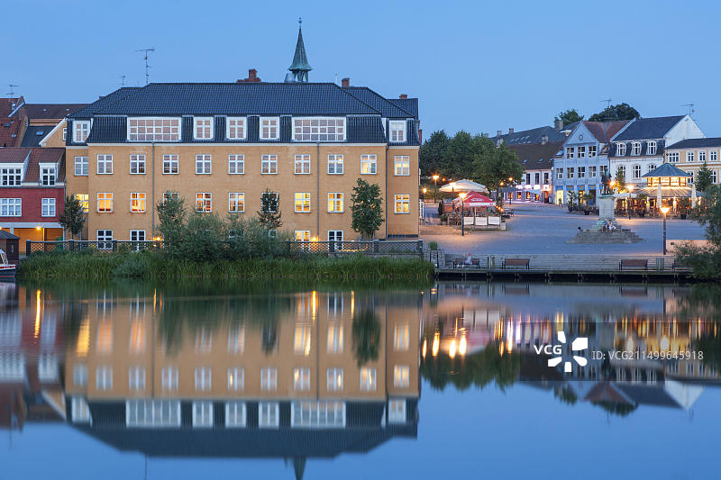 丹麦西兰岛希勒勒老镇风光图片素材