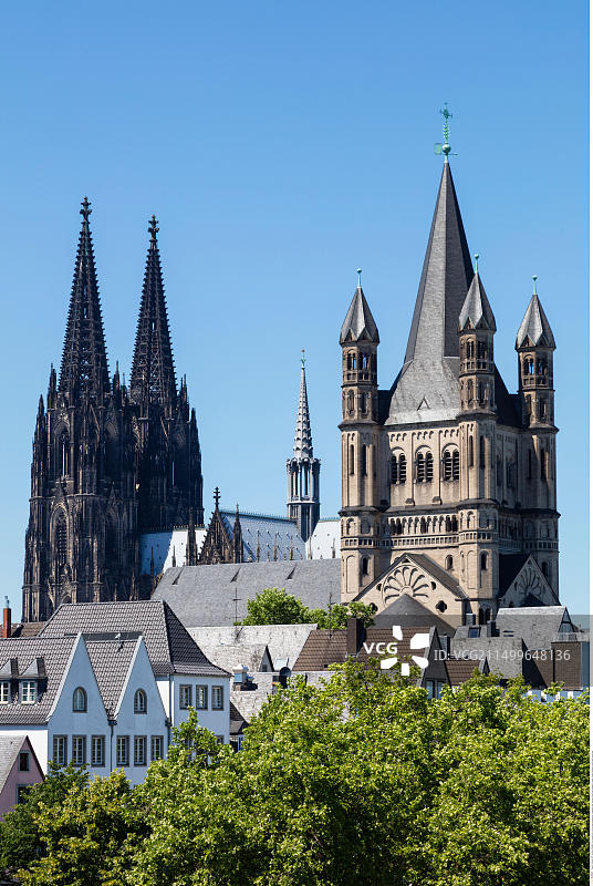 德国科隆大圣马丁教堂旧城区景观图片素材