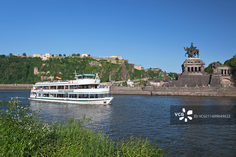 德国科布伦茨：摩泽尔河畔的威廉皇帝纪念碑图片素材