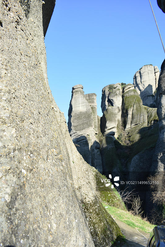 希腊梅泰奥拉岩石修道院风光：变形修道院，13世纪僧侣遗骸，希腊十大宗教场所图片素材