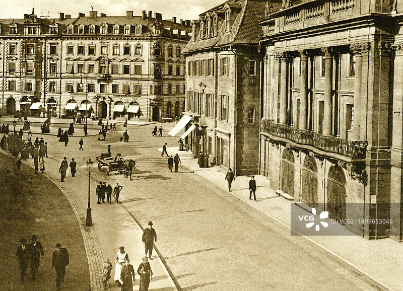 德国拜罗伊特歌剧街及侯爵歌剧院（约1900年）图片素材