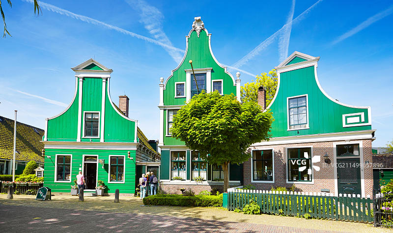 赞斯安斯风车村的传统建筑（荷兰）图片素材