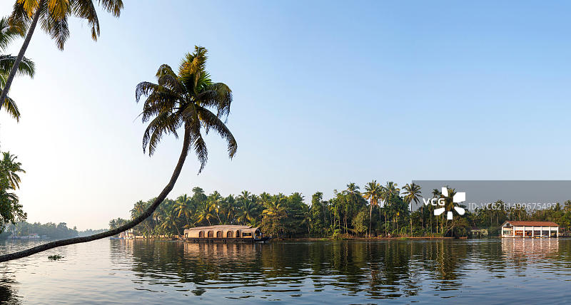 喀拉拉邦阿拉普扎附近的喀拉拉邦回水（阿拉普扎），印度图片素材
