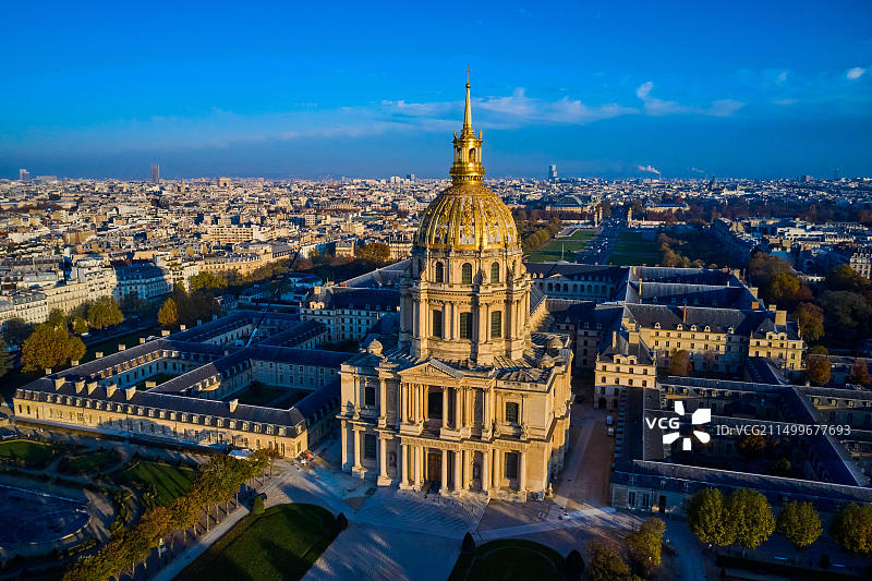 法国巴黎，荣军院，圣路易-荣军院大教堂图片素材
