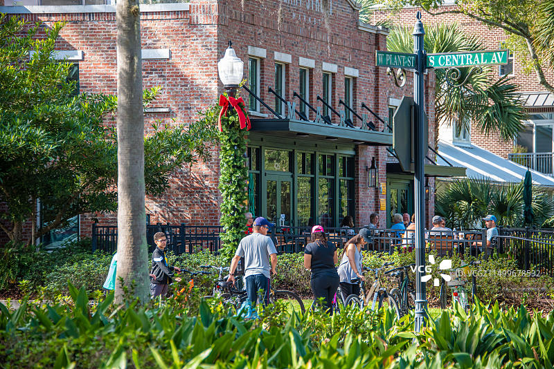 家人朋友在佛罗里达市场图片素材