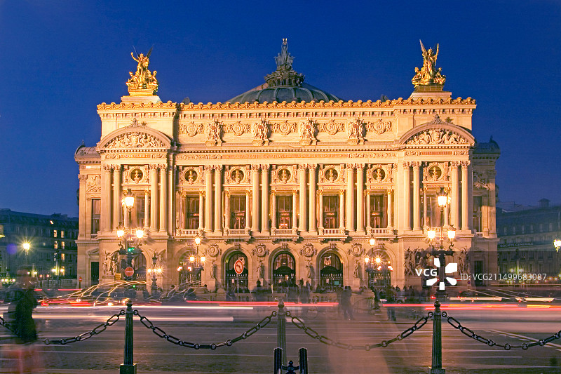 法国巴黎歌剧院夜景图片素材