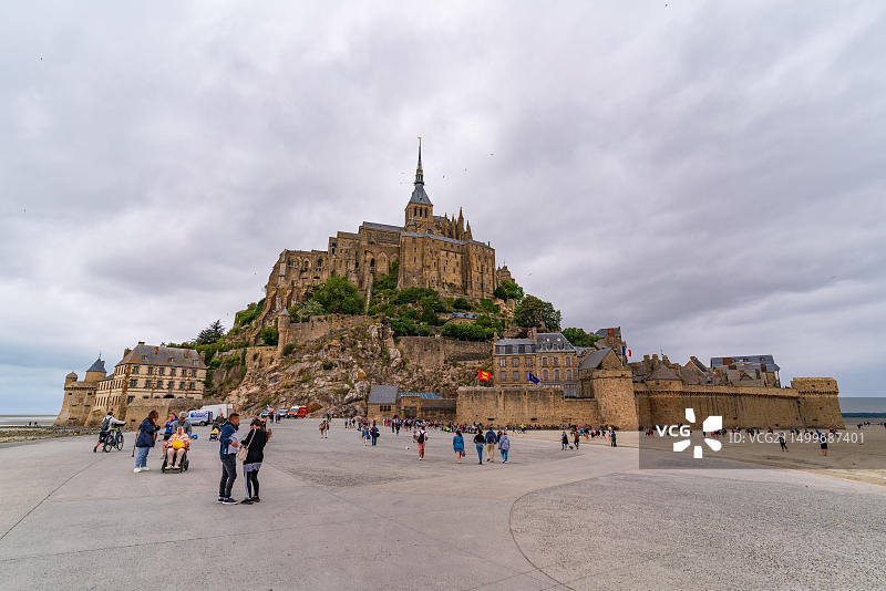法国诺曼底联合国教科文组织岛屿圣米歇尔山图片素材