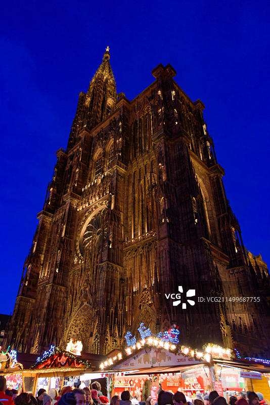 2018年法国斯特拉斯堡大教堂圣诞市场图片素材