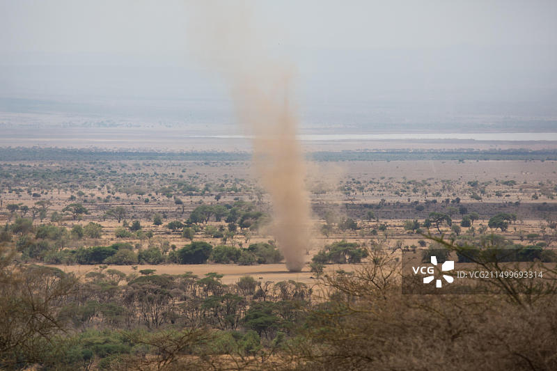 非洲半沙漠风光：东非大裂谷，坦桑尼亚草原之旅图片素材
