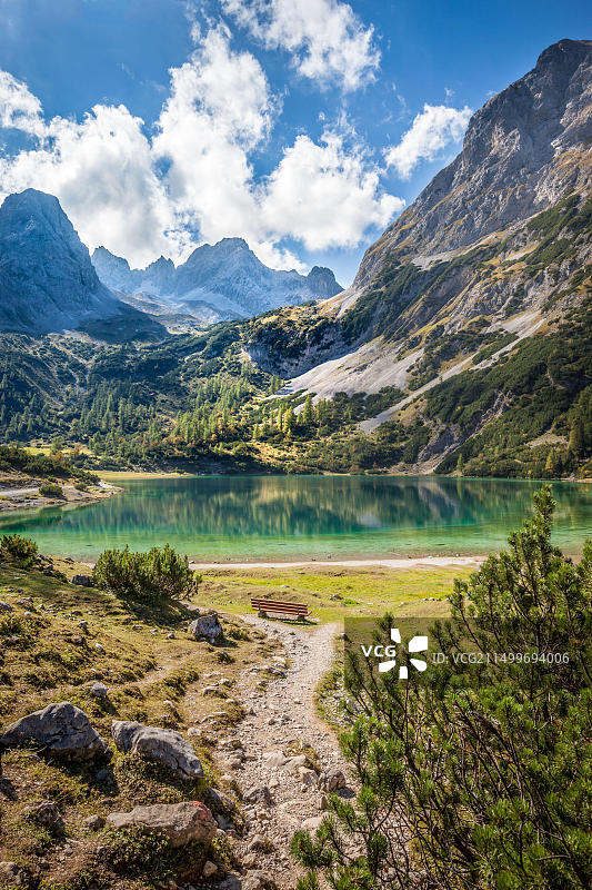 奥地利蒂罗尔州埃尔瓦尔德风光图片素材