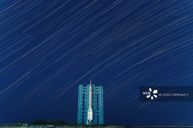 长征火箭星轨图片素材