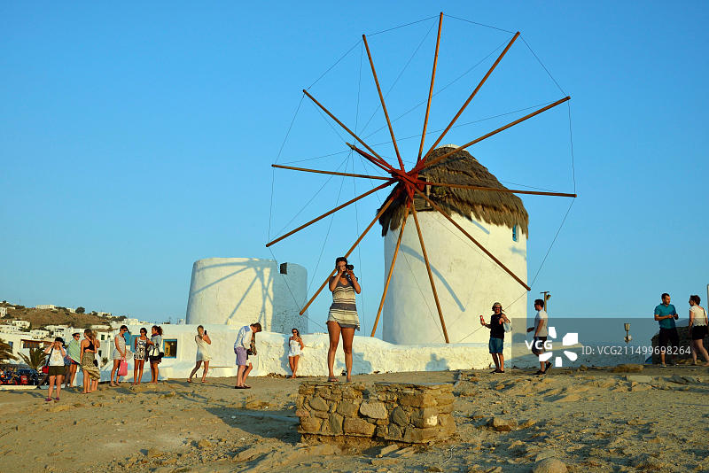 希腊米科诺斯岛米科诺斯镇风车图片素材