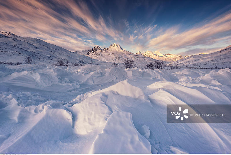 美国阿拉斯加州汤普森通道冬季风光图片素材
