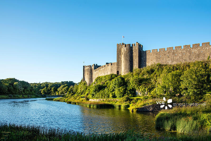 英国威尔士彭布罗克城堡图片素材
