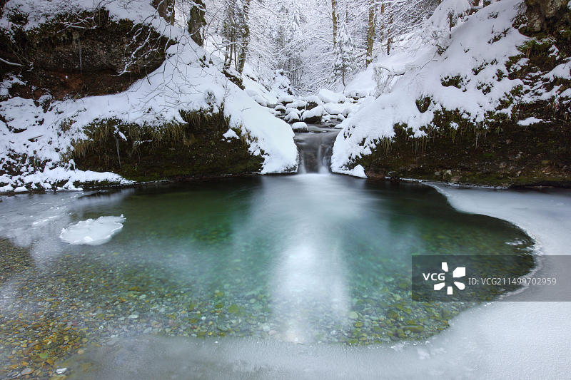 瑞士乌尔内施河风光图片素材