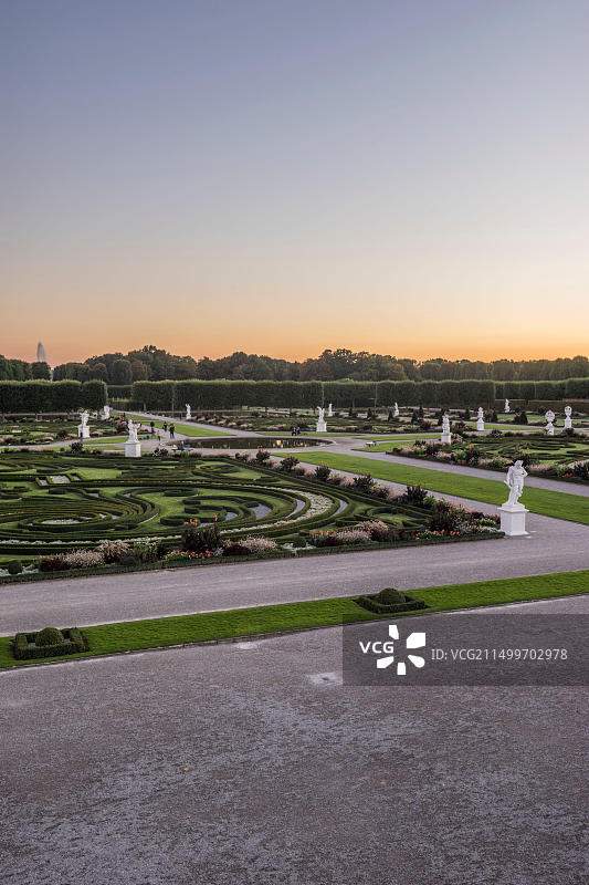 德国下萨克森州汉诺威黑恩豪森花园夜景图片素材