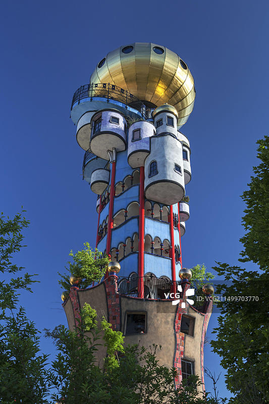 德国巴伐利亚州阿本斯贝格库赫鲍尔啤酒厂塔楼图片素材