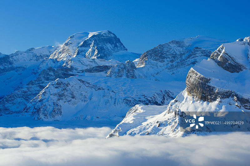 瑞士格拉鲁斯阿尔卑斯山地理风光图片素材