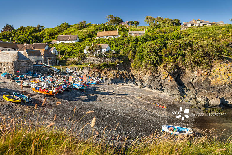 英国康沃尔郡卡德威斯港口风光图片素材