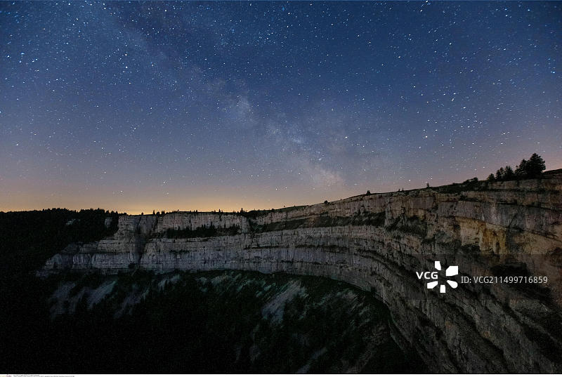 瑞士 Neuenburg Creux du Van 夜景图片素材