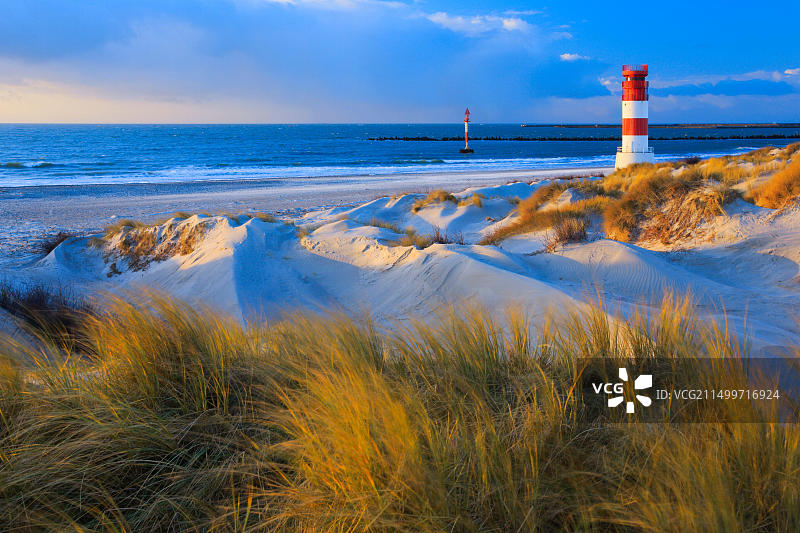 德国黑尔戈兰岛沙丘灯塔图片素材