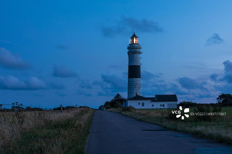 德国石勒苏益格-荷尔斯泰因州叙尔特岛坎彭灯塔夜景图片素材